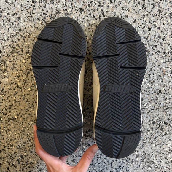 Golden Goose Cream Sneakers Brand New - Picture 4 of 5